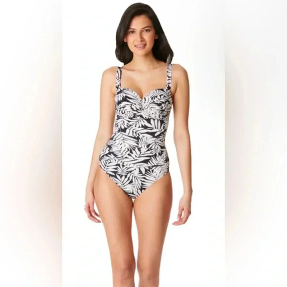 Bleu Rod Beattie Urban Oasis Shirred Underwire One-Piece Style Swimsuit - Picture 4 of 10